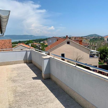 Apartments Janko Pakostane Exterior photo