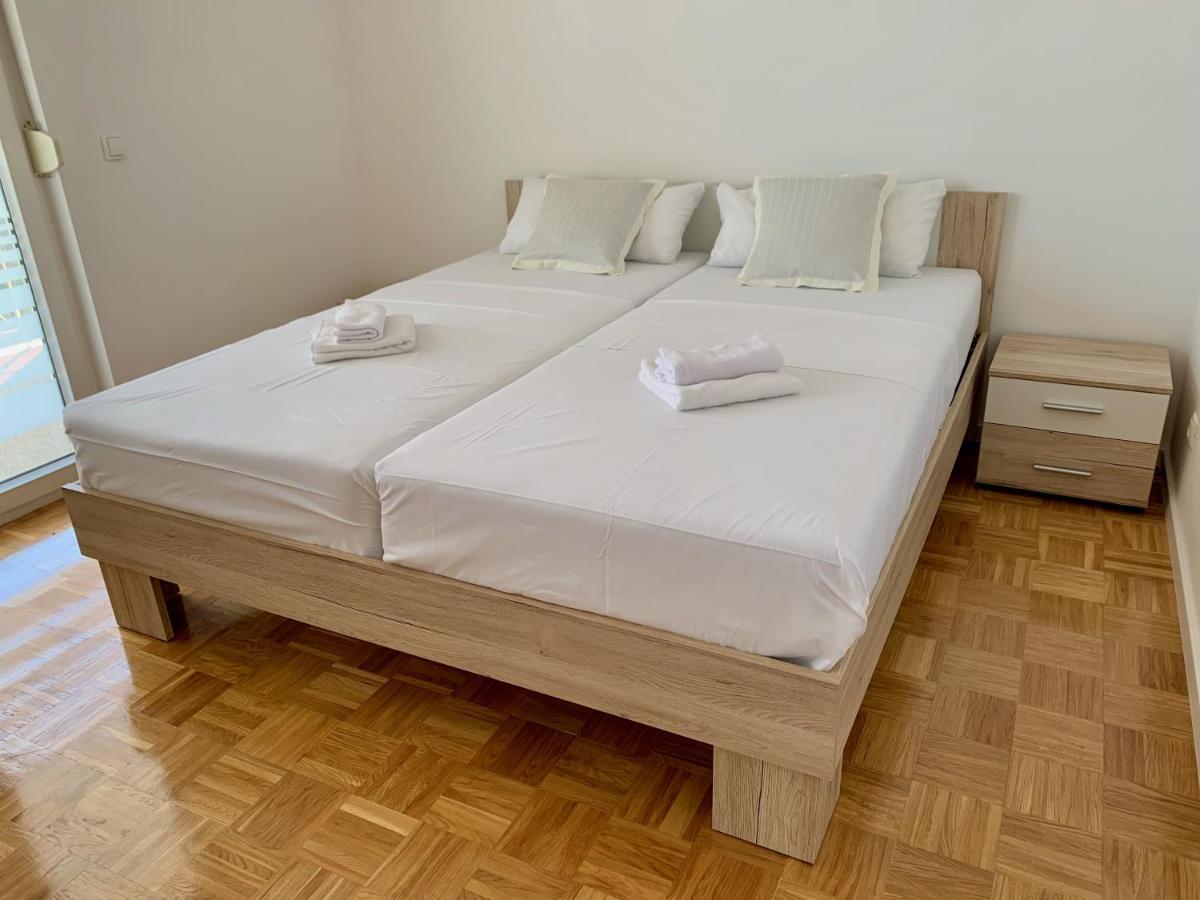 Apartments Janko Pakostane Exterior photo